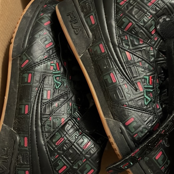 FILA - Picture 4 of 11